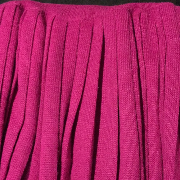 🌷2 for $20🌷 George Gross New Zealand wool blend knitted skirt - Picture 5 of 9